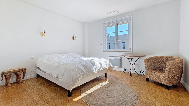 NARBONNE Maison familiale R+1 .138 m² . Piscine . Aucun travaux  Narbonne 12