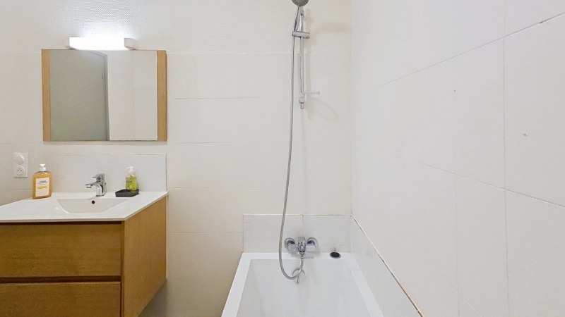 NARBONNE Maison familiale R+1 .138 m² . Piscine . Aucun travaux  Narbonne 14