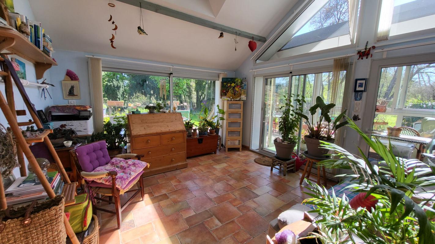 RAZAC-SUR-L'ISLE 24430 Maison  style année 30  rénovée proche Périgueux  5 pièces 122 m2  joli jardin bordé par la rivière 14