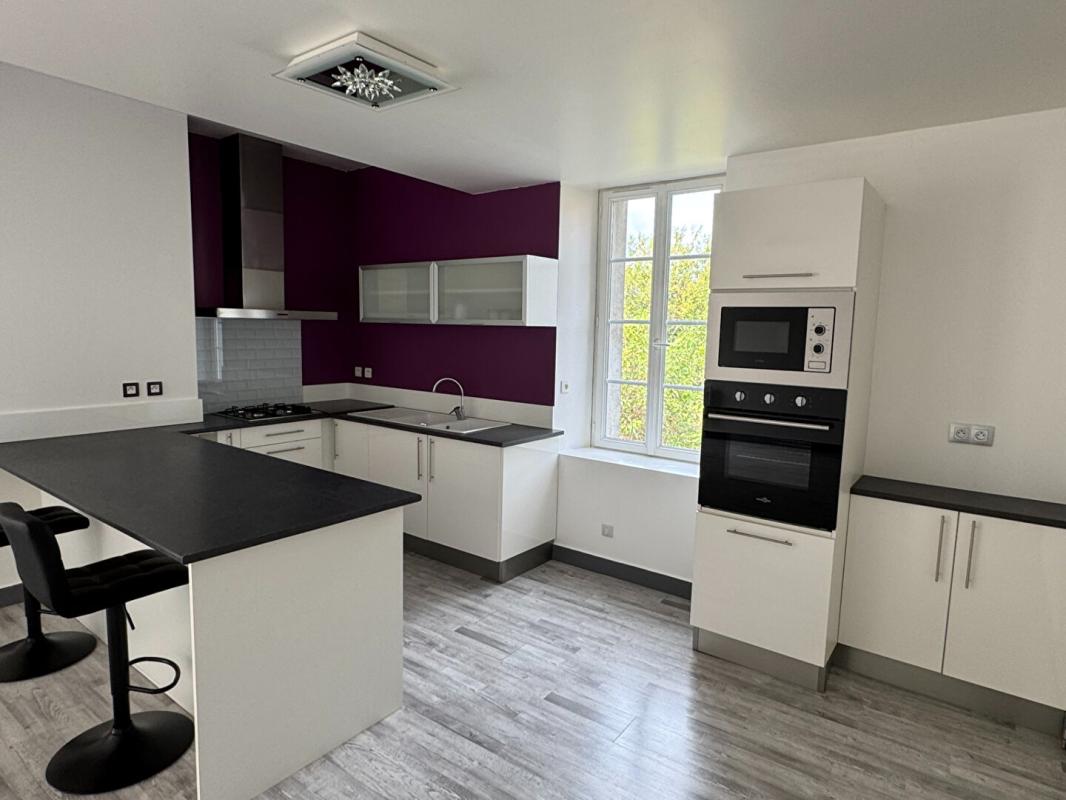 TARGON Appartement T3 avec terrasse Targon 2