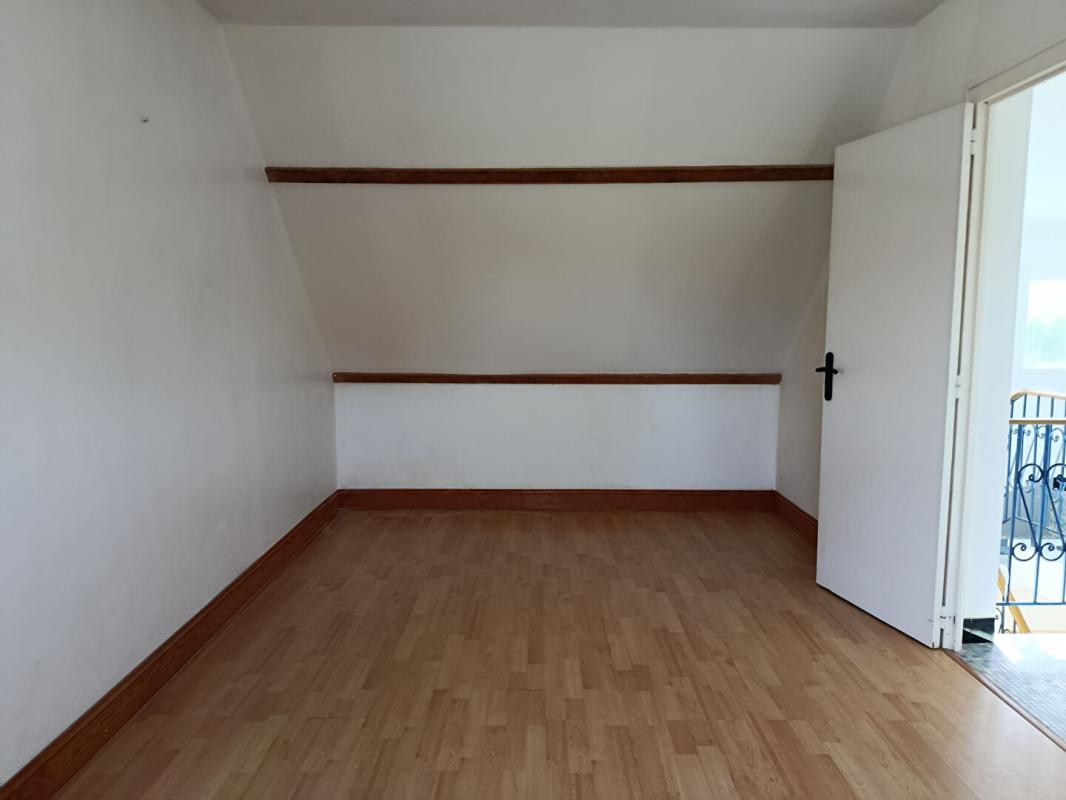 LANGONNET maison 107 M2 4 chambres 15