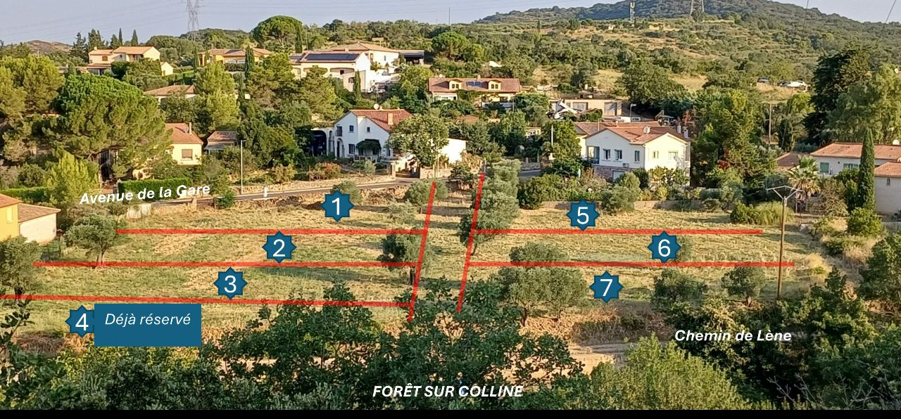 GABIAN Terrain constructible viabilisé de 670 m2 2