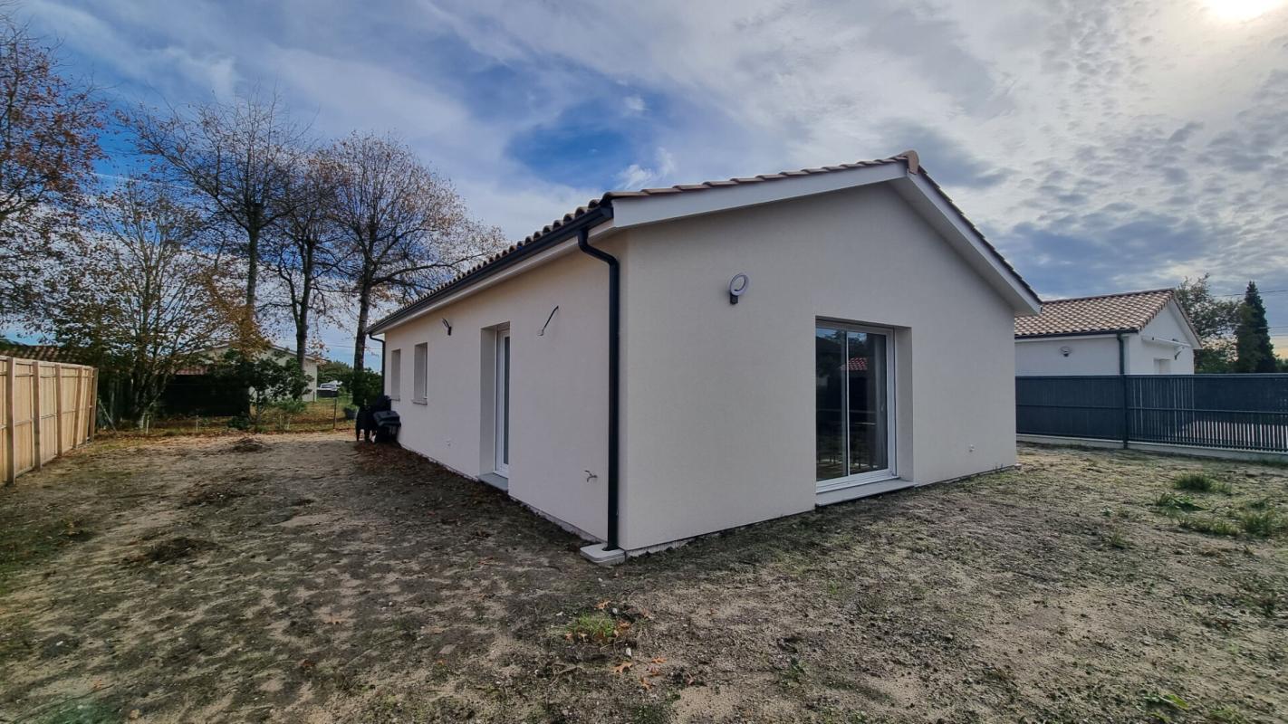 SOULAC-SUR-MER Maison 4 pièces de 86 m2 en seconde ligne SOULAC SUR MER 11