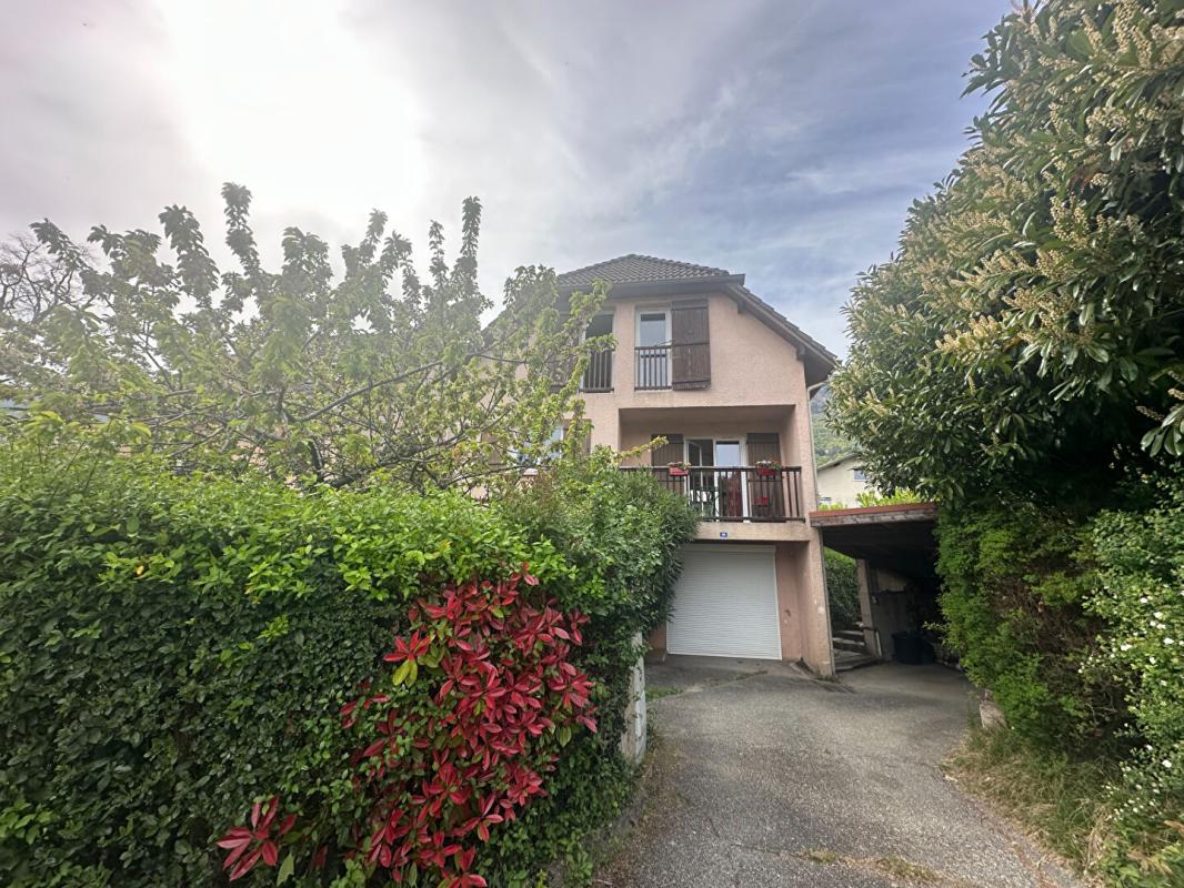 LE BOURGET-DU-LAC Maison Le Bourget du Lac 4 pièces 1