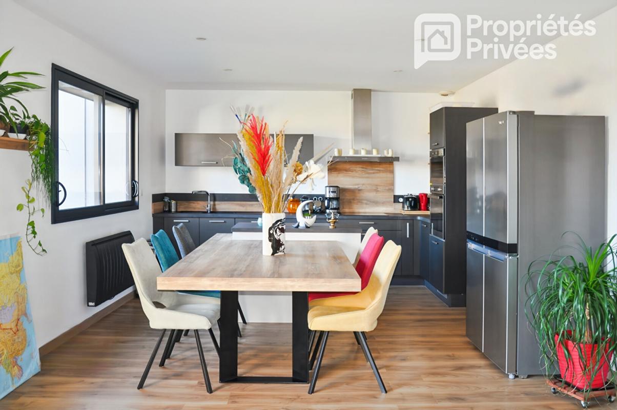 LAVAL Maison 4 pièces avec accès direct sur la Mayenne 2