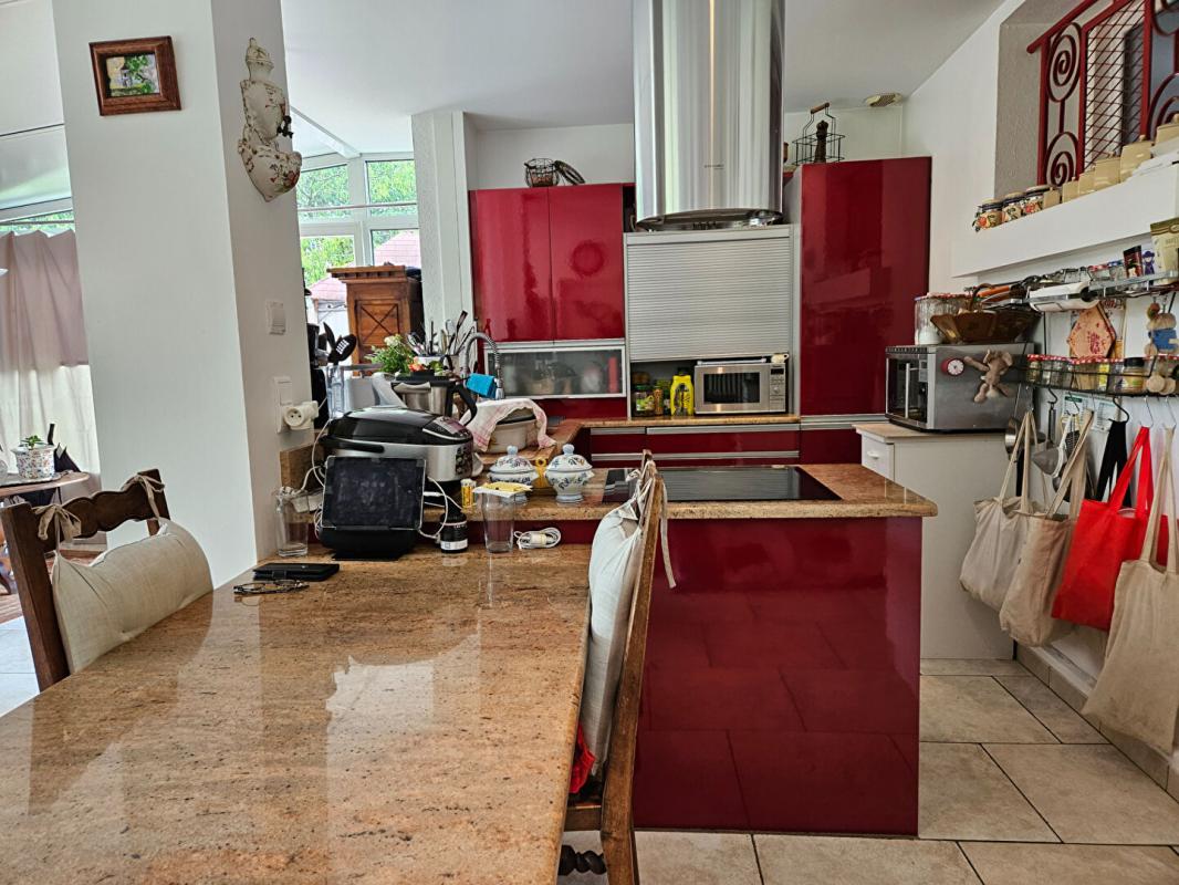 SAINTE-LIVRADE-SUR-LOT Maison de caractère en pierre 350 m² - 4 chambres - piscine chauffée - parc 3500 m² 10