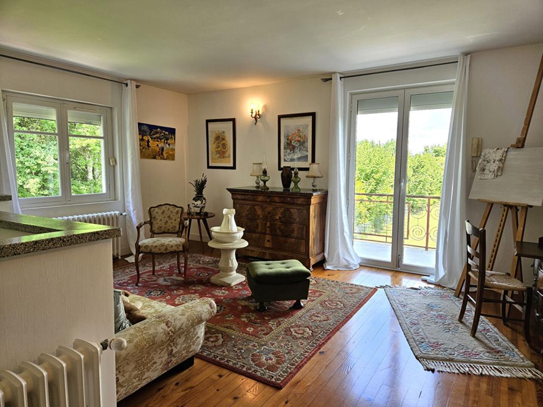 SAINTE-LIVRADE-SUR-LOT Maison de caractère en pierre 350 m² - 4 chambres - piscine chauffée - parc 3500 m² 13