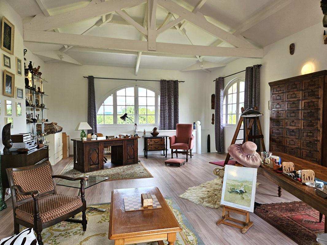 SAINTE-LIVRADE-SUR-LOT Maison de caractère en pierre 350 m² - 4 chambres - piscine chauffée - parc 3500 m² 16