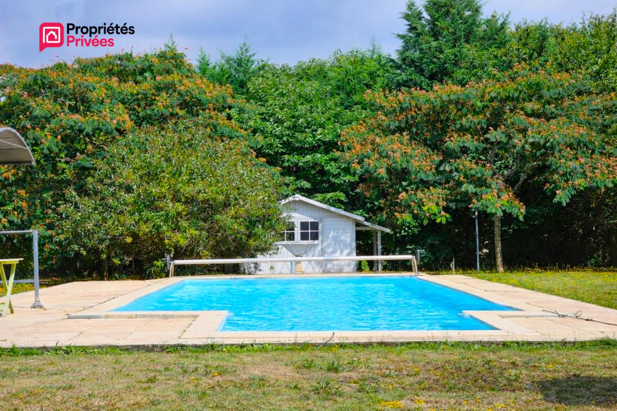 SAINTE-LIVRADE-SUR-LOT Maison de caractère en pierre 350 m² - 4 chambres - piscine chauffée - parc 3500 m² 18