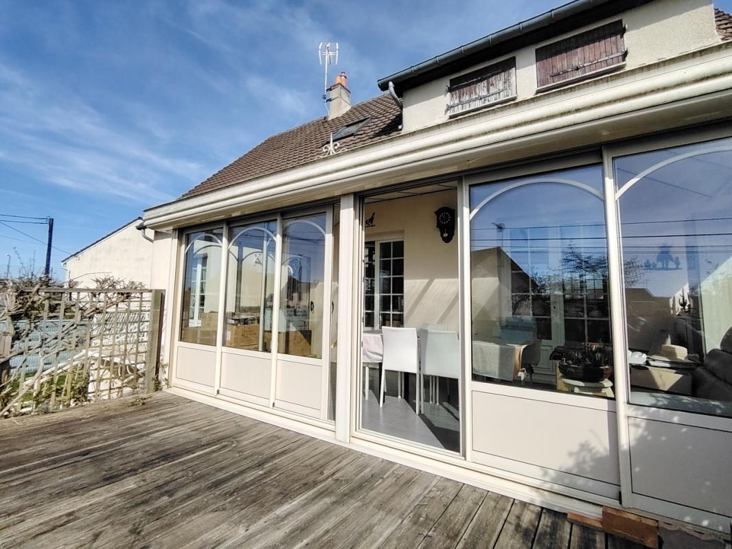 SAINT-DENIS-LES-PONTS Maison Saint Denis Les Ponts 5 pièces 140 m2 2