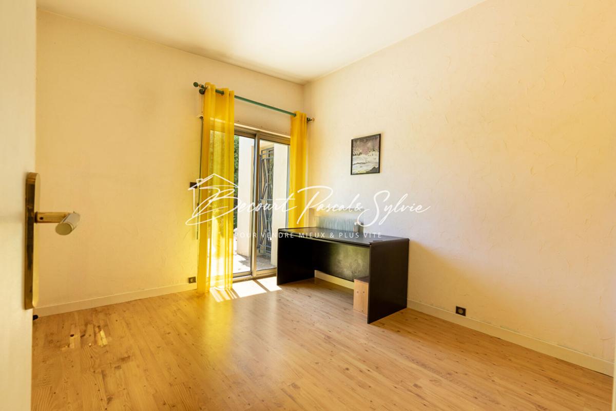 LE TEIL Maison  ANNEES 70 - 179 m² Le Teil (à 5 min de Montélimar) 13