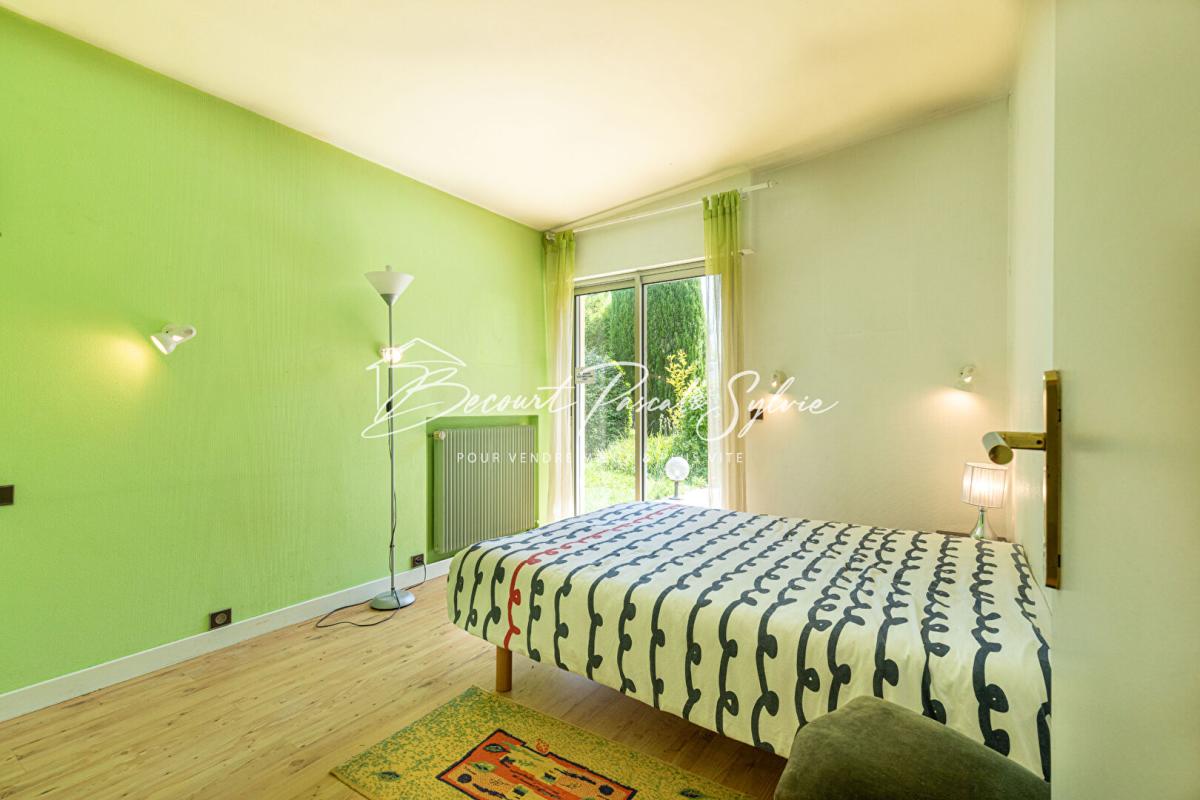 LE TEIL Maison  ANNEES 70 - 179 m² Le Teil (à 5 min de Montélimar) 14