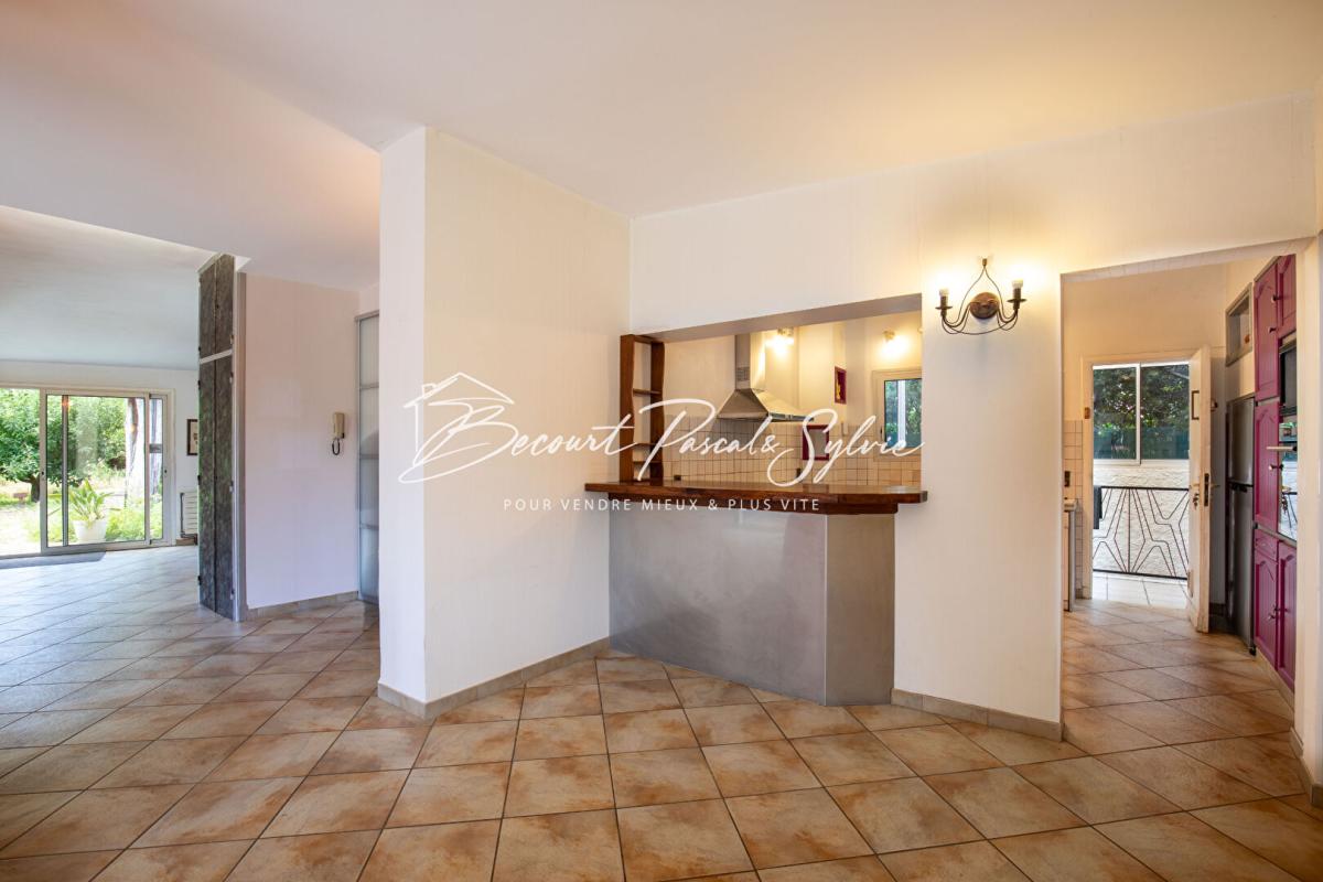 LE TEIL Maison  ANNEES 70 - 179 m² Le Teil (à 5 min de Montélimar) 18