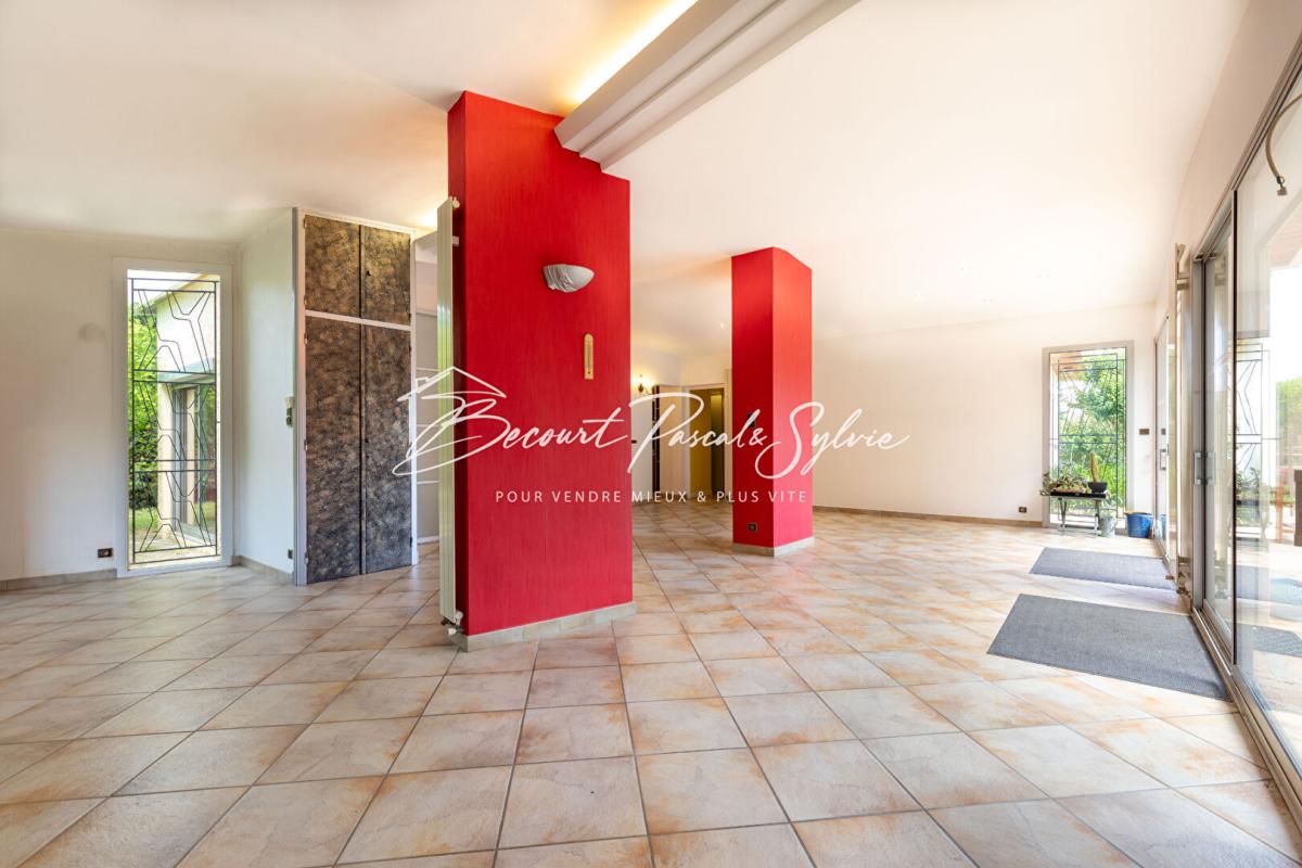 LE TEIL Maison  ANNEES 70 - 179 m² Le Teil (à 5 min de Montélimar) 7