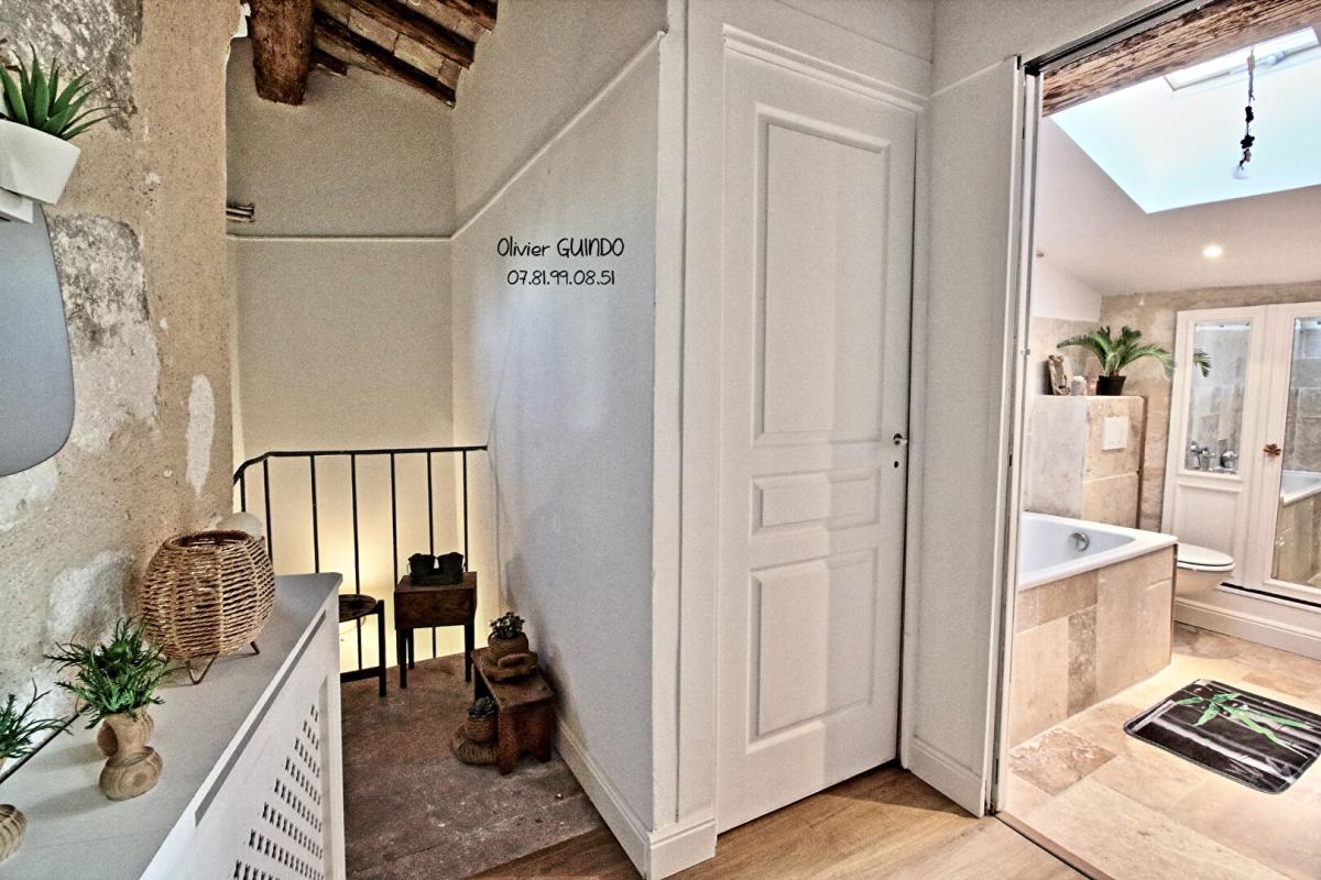 LANSARGUES Maison 4 pièces de 98 m2 avec patio et bassin de relaxation 11