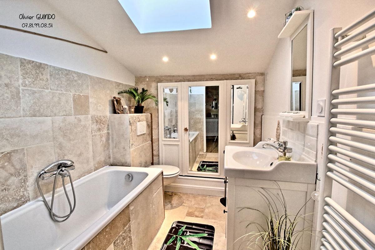 LANSARGUES Maison 4 pièces de 98 m2 avec patio et bassin de relaxation 12