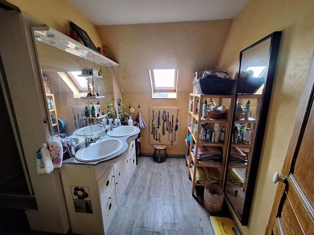 LIVAROT Maison  4 pièces 105 m2 9