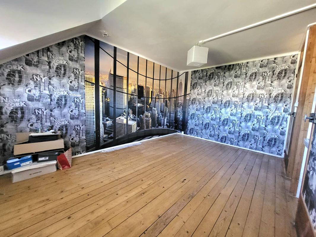 ETAMPES Maison de ville bourgeoise - 5 chambres - Grande grange et jardin paysagé 18