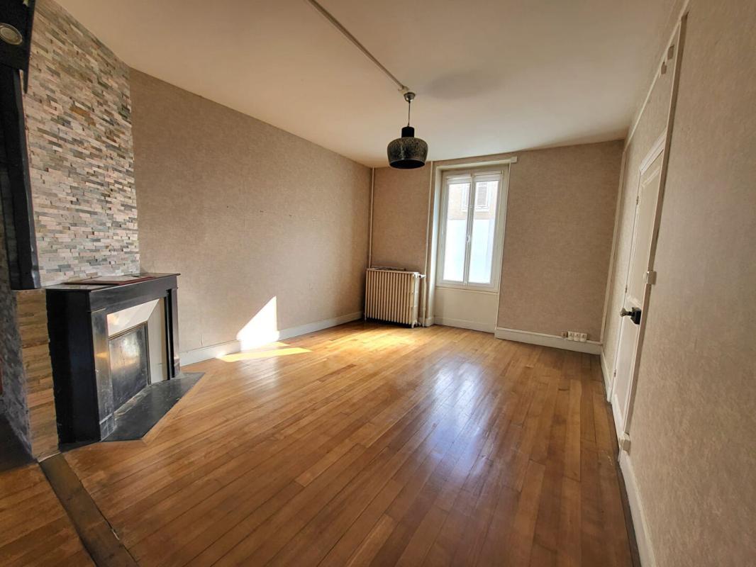 ETAMPES Maison de ville bourgeoise - 5 chambres - Grande grange et jardin paysagé 6