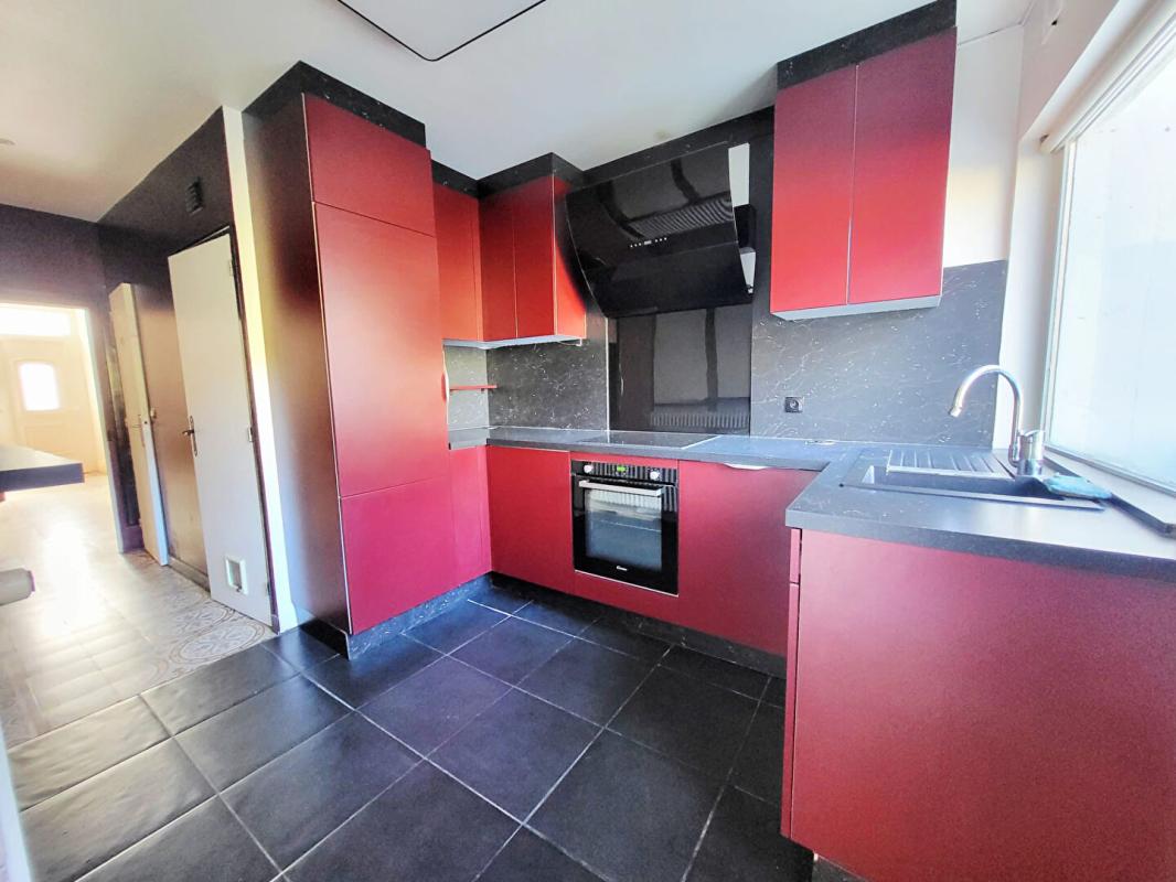 ETAMPES Maison de ville bourgeoise - 5 chambres - Grande grange et jardin paysagé 9