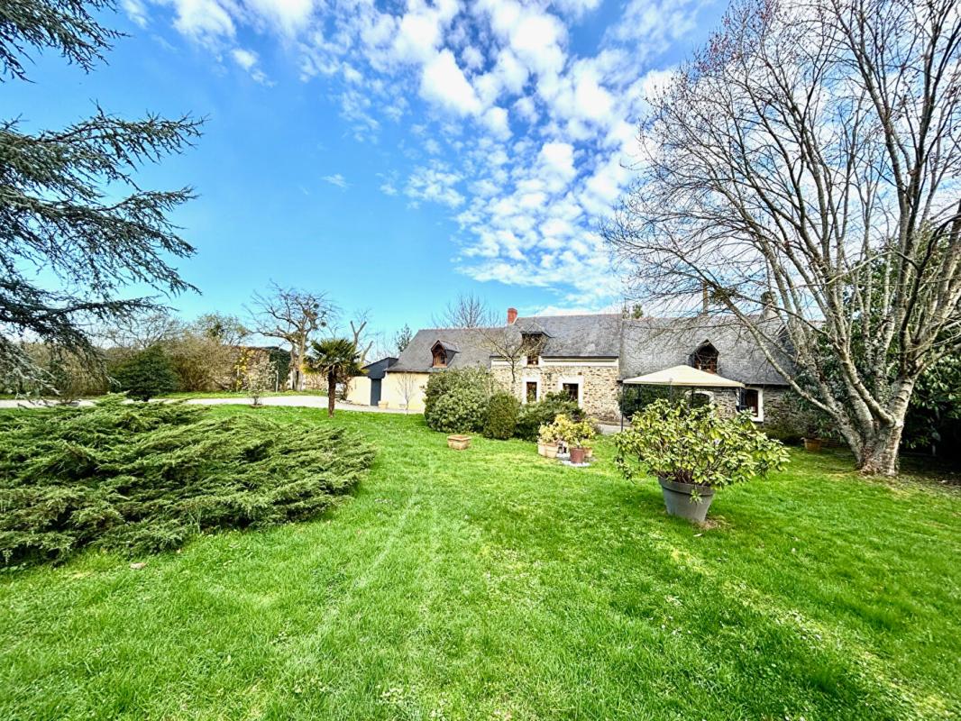 ANGERS Maison de campagne 15 min d'Angers 6 pièce(s) 175 m2 3