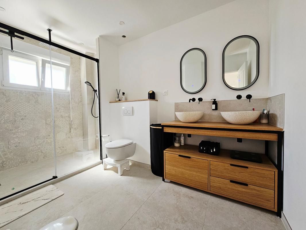 TAVERNY * ENTIÈREMENT RÉNOVÉE, PROCHE GARE ET TOUTES COMMODITÉS * 3