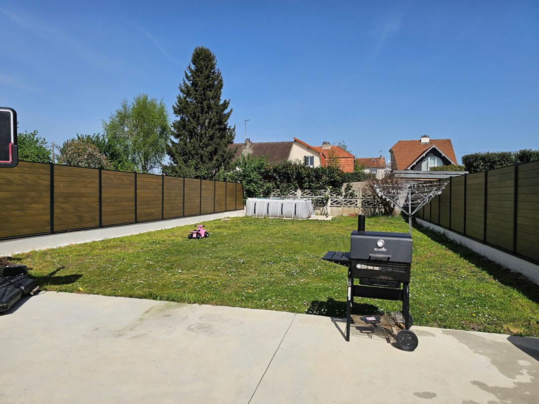 TAVERNY * ENTIÈREMENT RÉNOVÉE, PROCHE GARE ET TOUTES COMMODITÉS * 8