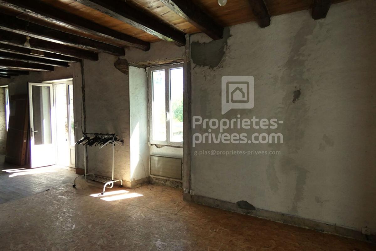 LAMOTHE-CASSEL Maison ancienne à restaurer, fort potentiel + Jardin 2000 m² 8