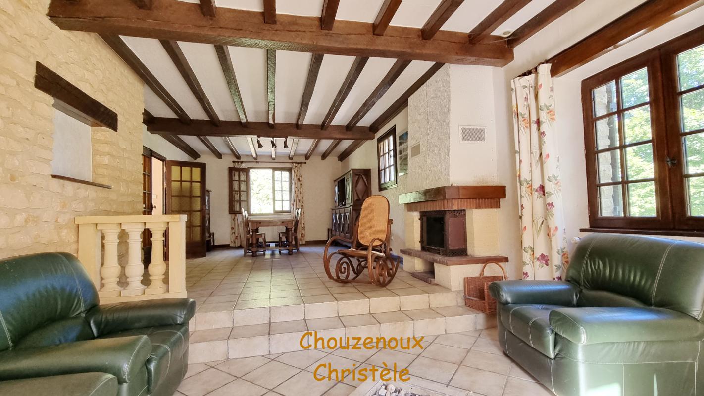 BASSILLAC 24330  Milhac d'Auberoche : maison Périgourdine 6