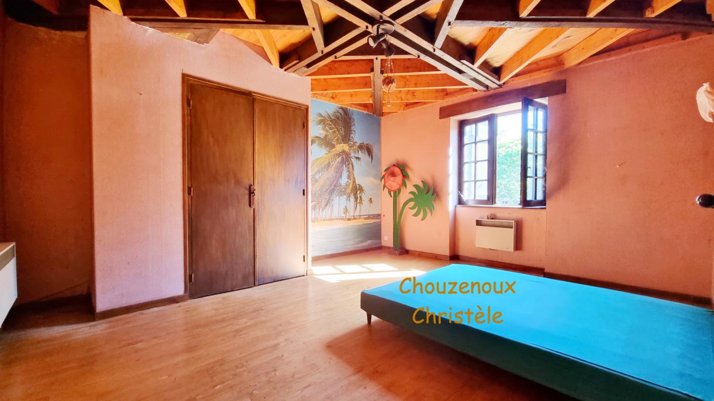 BASSILLAC 24330  Milhac d'Auberoche : maison Périgourdine 9