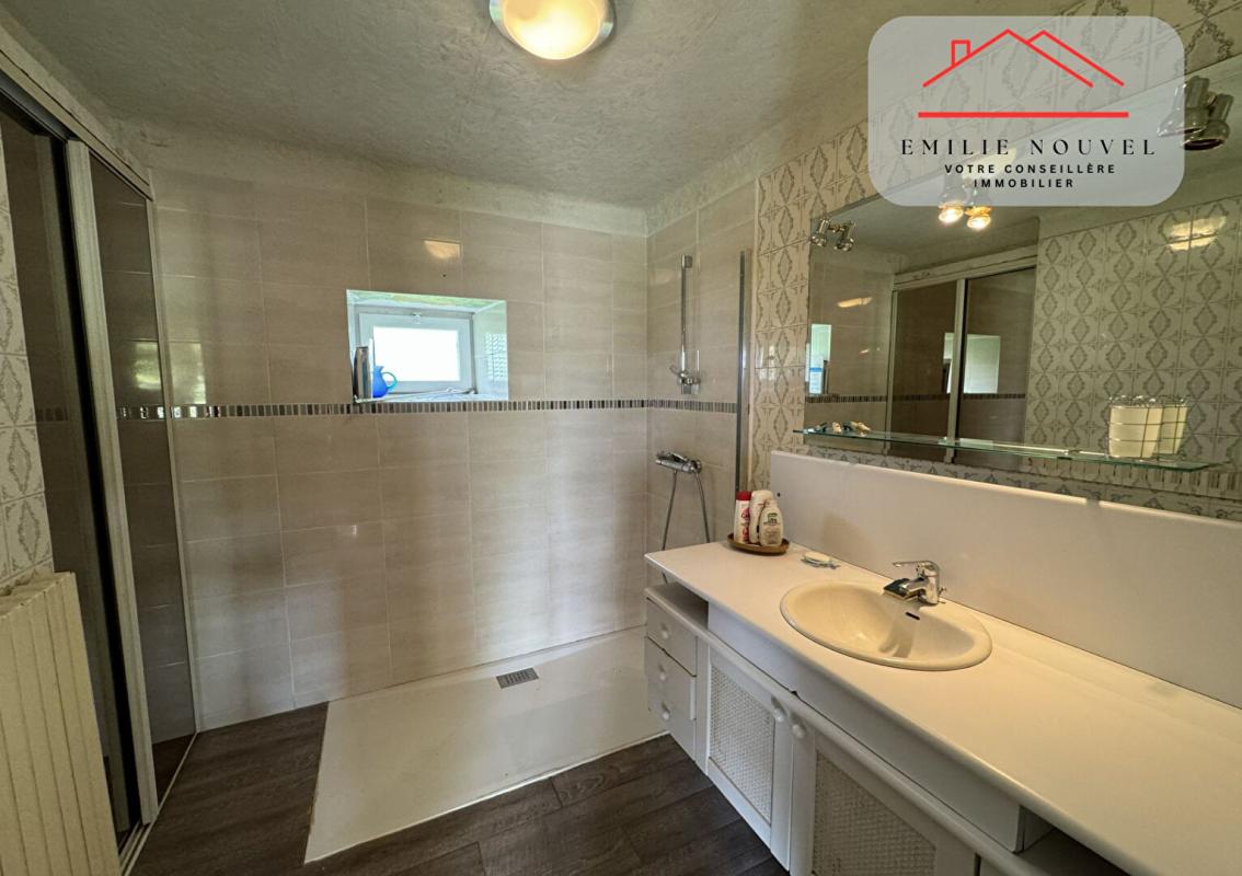 PLEUDANIEL À Pleudaniel, révélez le potentiel d'une maison à réinventer 7