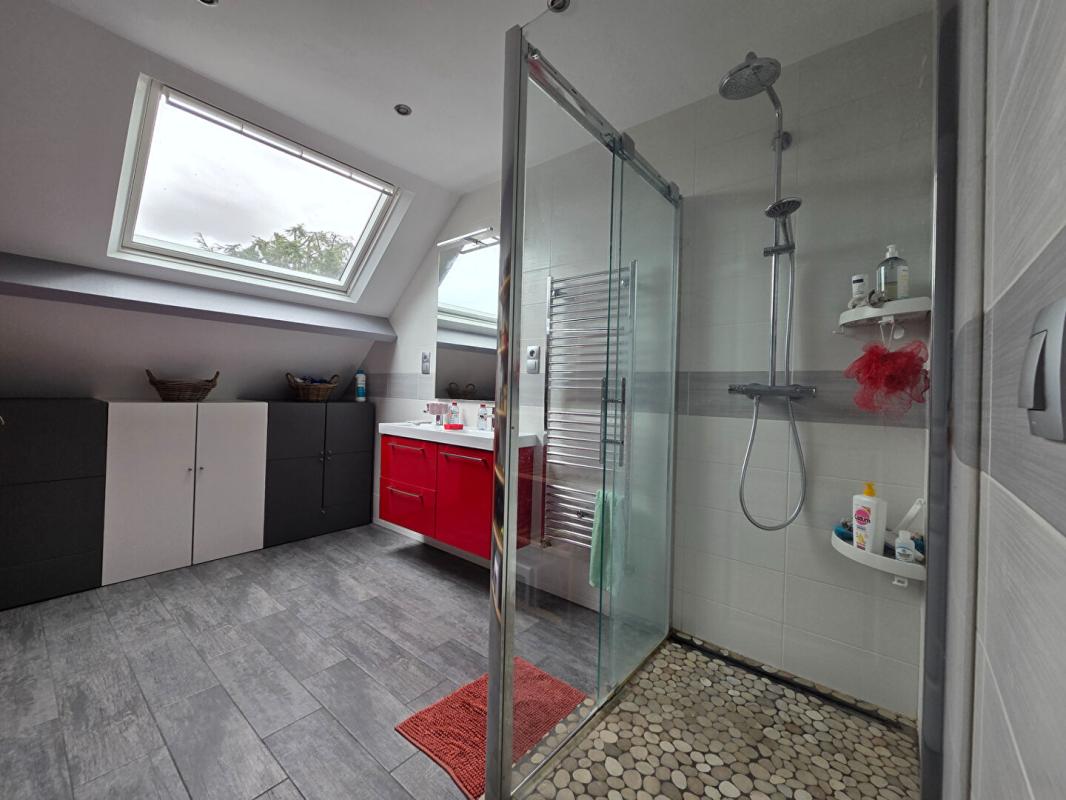 DOURDAN 18 MIN DOURDAN 12