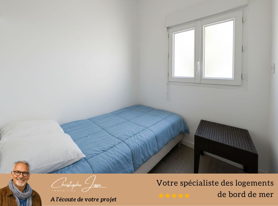 PORT-LA-NOUVELLE Ensemble immobilier avec cour intérieure et roof top vue Robine 7