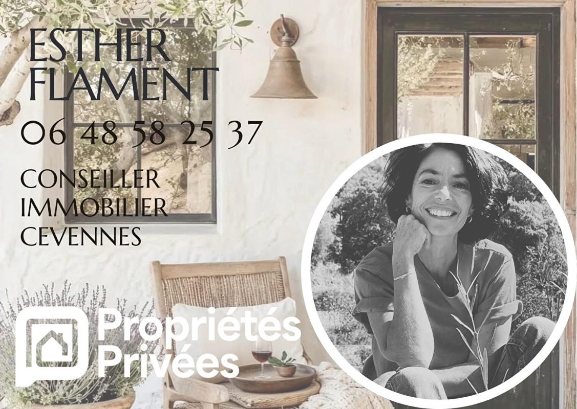 CARDET maison de village rénovée en pierre avec grand garage et cour 11