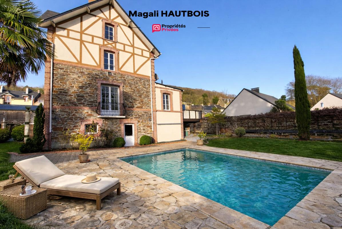 SAINT-JEAN-LE-THOMAS Villa Saint Jean Le Thomas 10 pièce(s) 220 m2 1