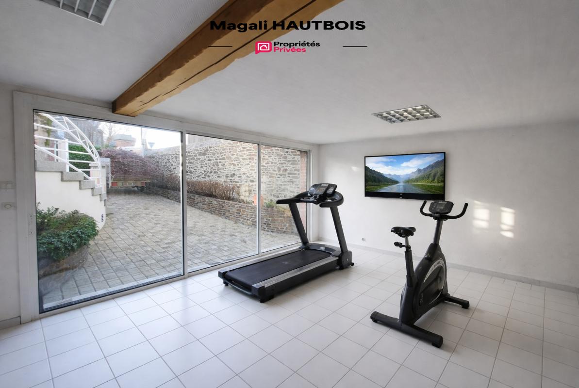 SAINT-JEAN-LE-THOMAS Villa Saint Jean Le Thomas 10 pièce(s) 220 m2 11