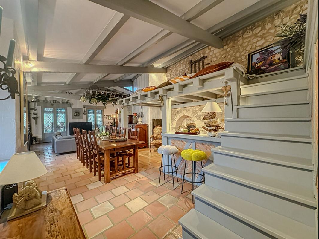 BRANTOME !! EN EXCLUSIVITE!! A vendre, superbe propriété en pierre au coeur de Brantôme-En-Périgord 24310 6