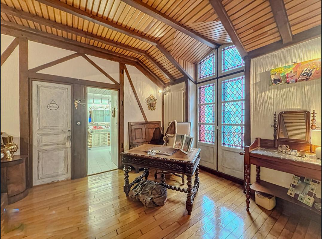 BRANTOME !! EN EXCLUSIVITE!! A vendre, superbe propriété en pierre au coeur de Brantôme-En-Périgord 24310 8