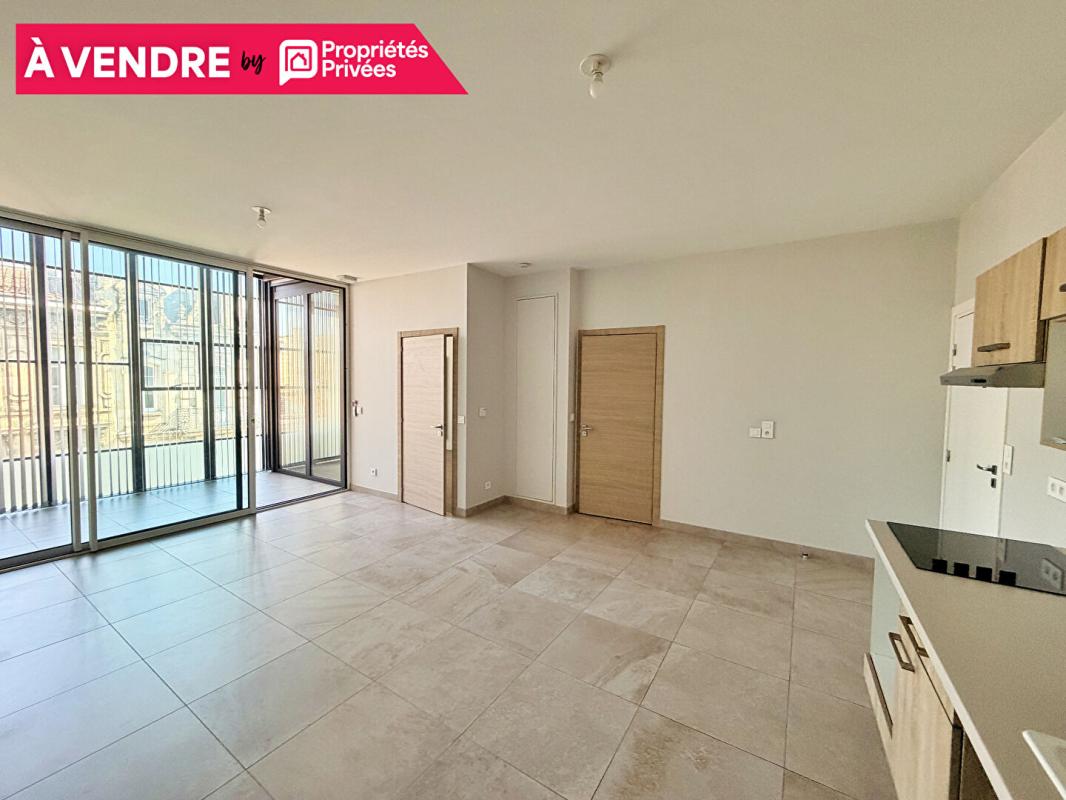 BORDEAUX Appartement Bordeaux 3 pièce(s) 46.05 m2 parking et jardin d'hiver 1
