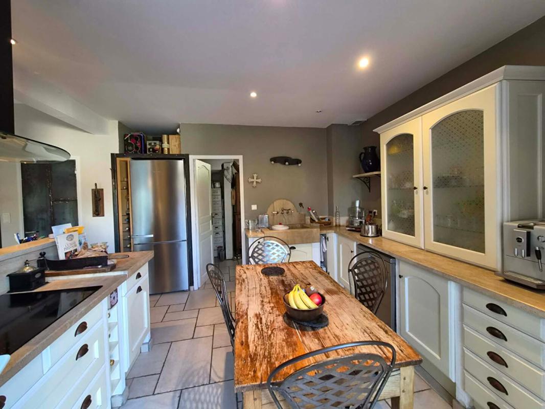 CARCASSONNE Maison Carcassonne 6 pièce(s) 10