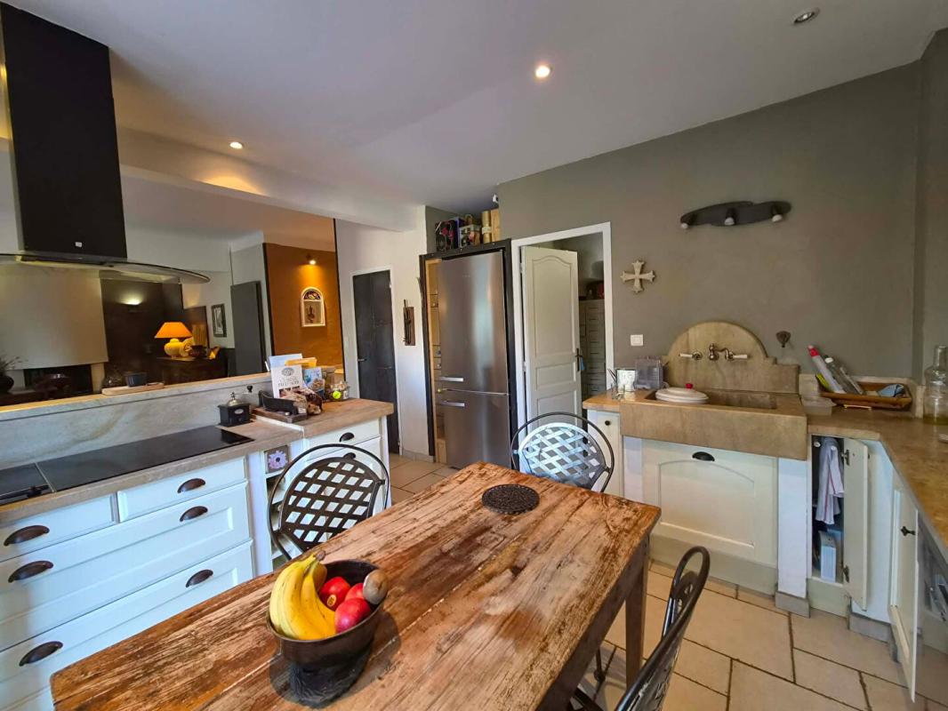 CARCASSONNE Maison Carcassonne 6 pièce(s) 12