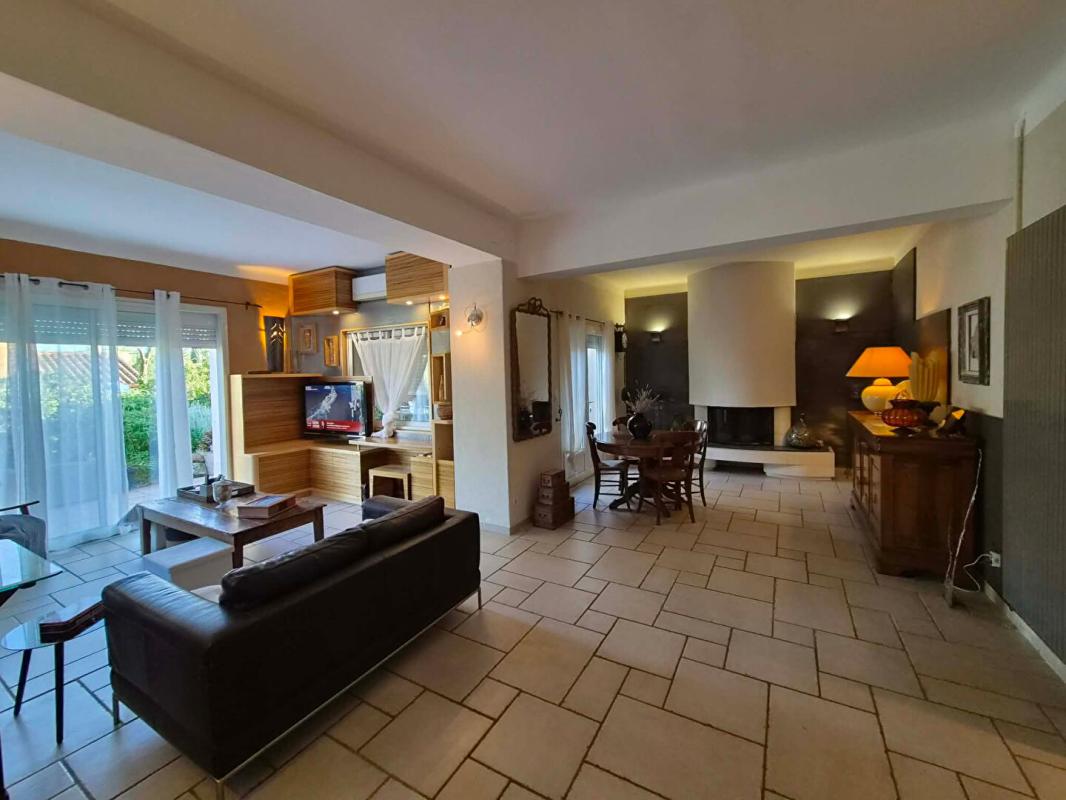 CARCASSONNE Maison Carcassonne 6 pièce(s) 16