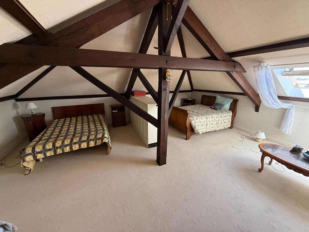 YZEURE Maison Yzeure 6 pièce(s) 10