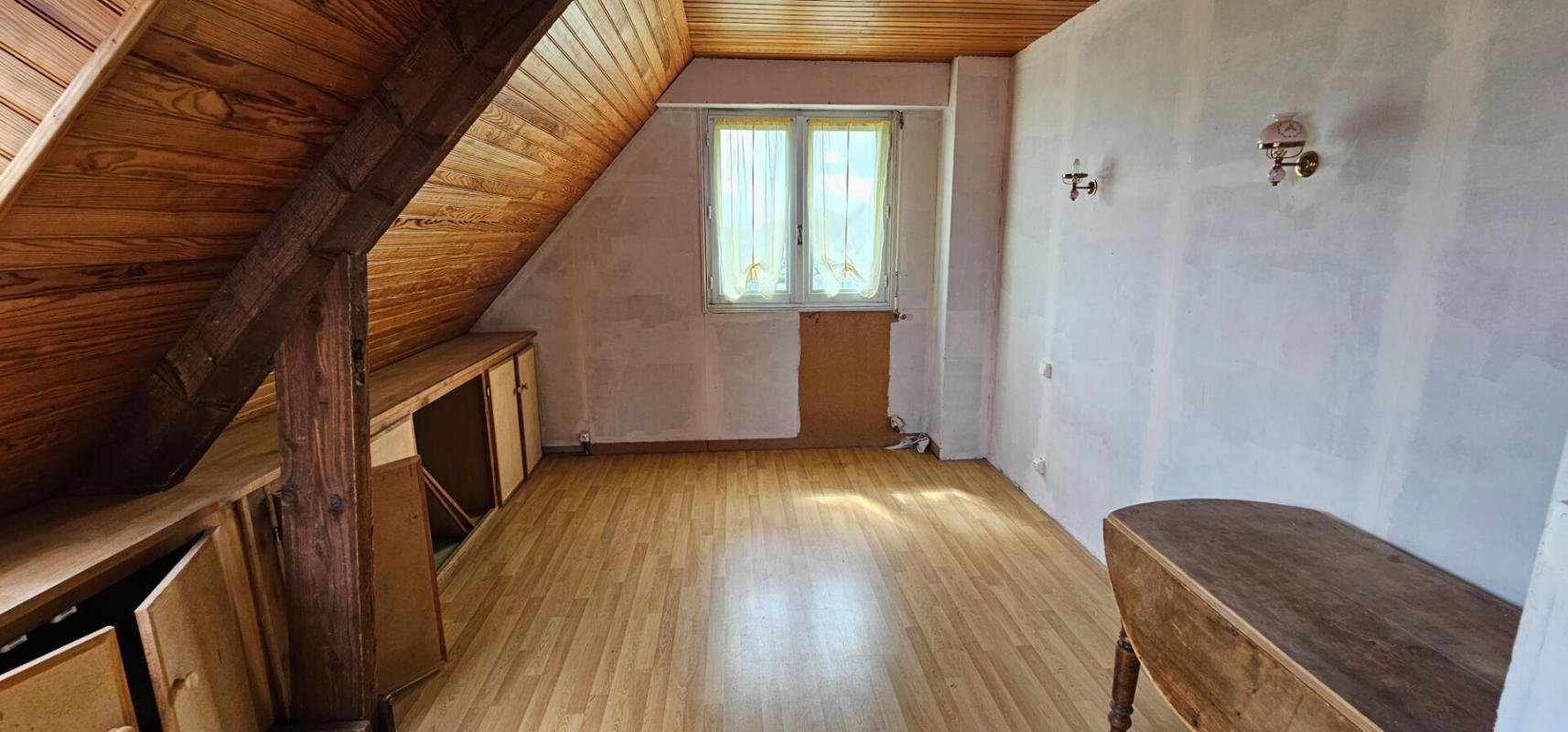 MALGUENAC Maison à rénover avec terrain constructible 7
