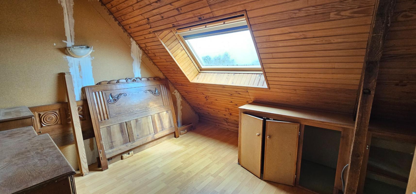 MALGUENAC Maison à rénover avec terrain constructible 8
