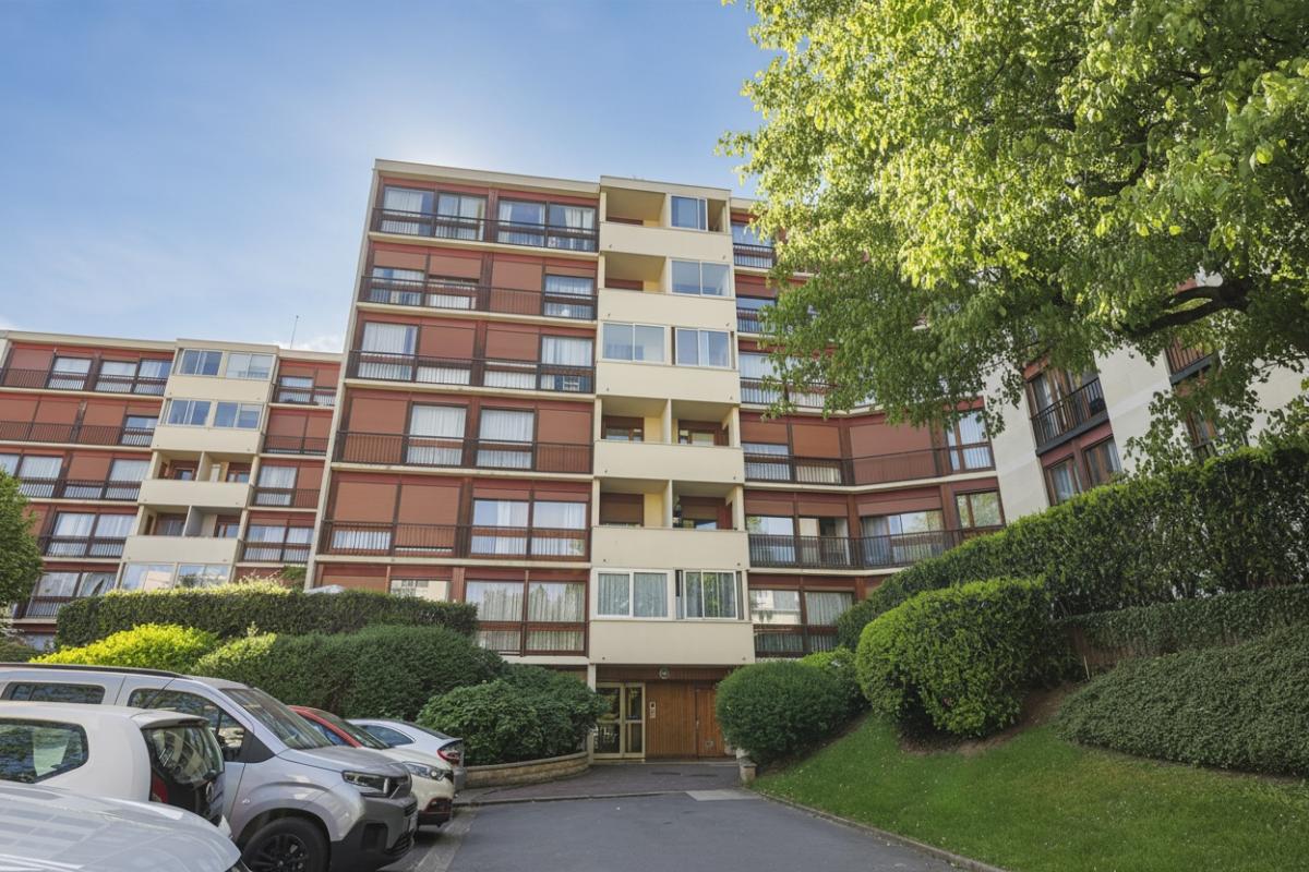 RIS-ORANGIS Dernier étage lumineux à Ris-Orangis ? investissement locatif sécurisé 7