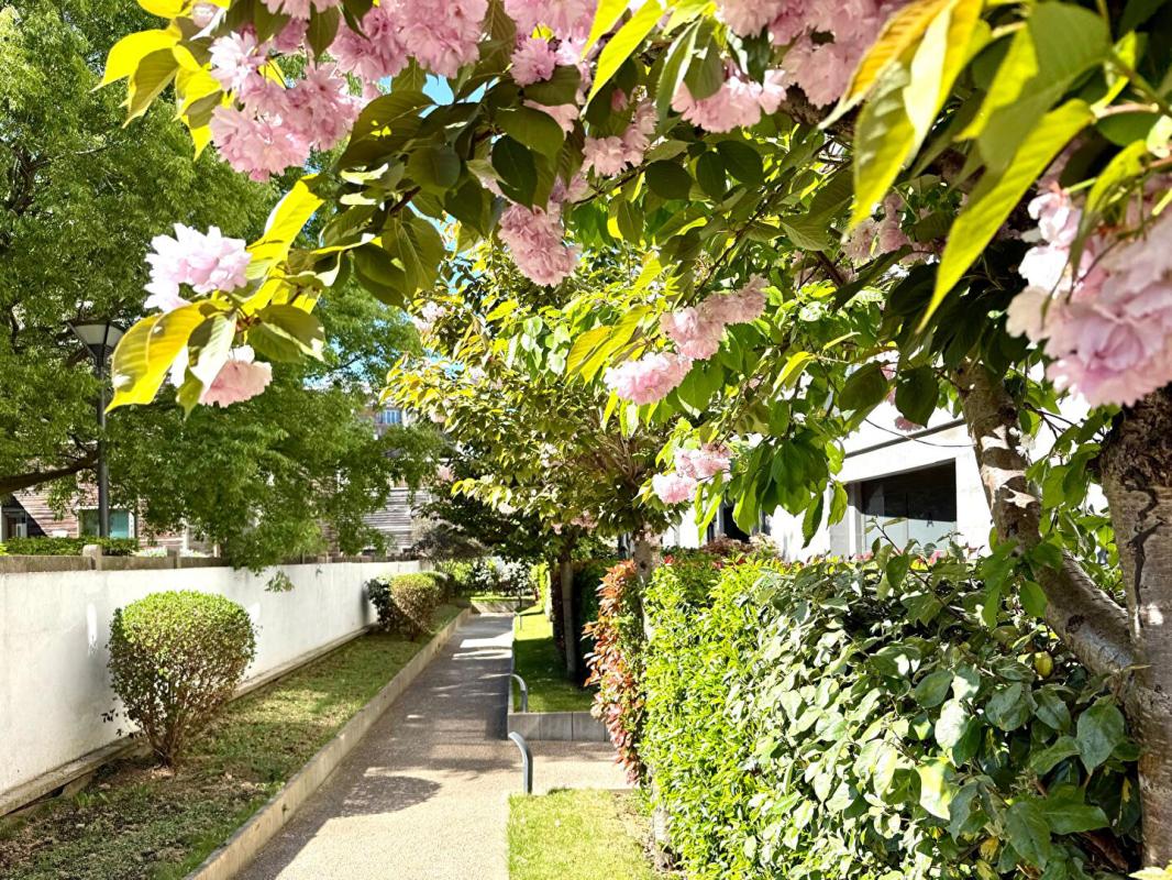 AUBERVILLIERS Appartement Aubervilliers 1 pièce(s) 26.88 m2 14