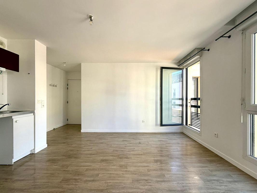 AUBERVILLIERS Appartement Aubervilliers 1 pièce(s) 26.88 m2 3