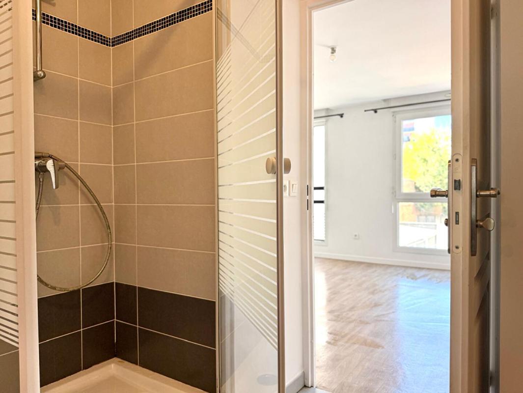 AUBERVILLIERS Appartement Aubervilliers 1 pièce(s) 26.88 m2 8