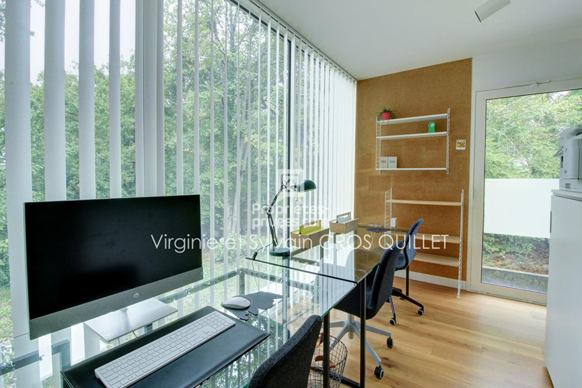 MONTASTRUC-LA-CONSEILLERE Maison MONTASTRUC LA CONSEILLERE Domaine LA VALADE  209 m2 10